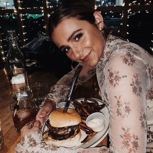 Meet your Posher, Tessa